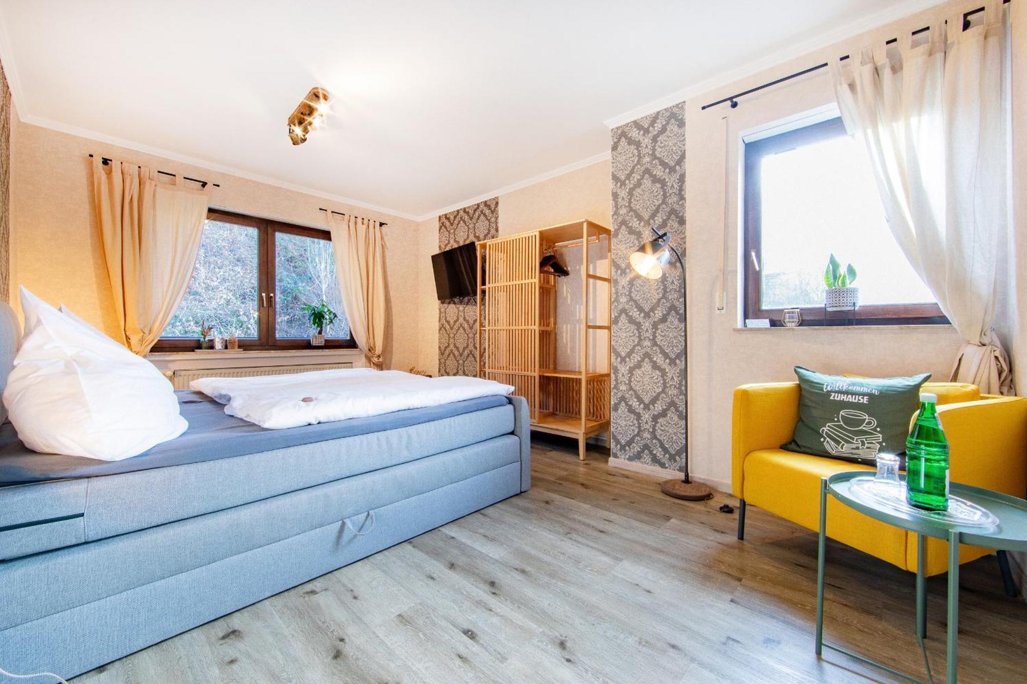 Landgasthaus Zum Kreuzberg Schonbach  Ngoại thất bức ảnh