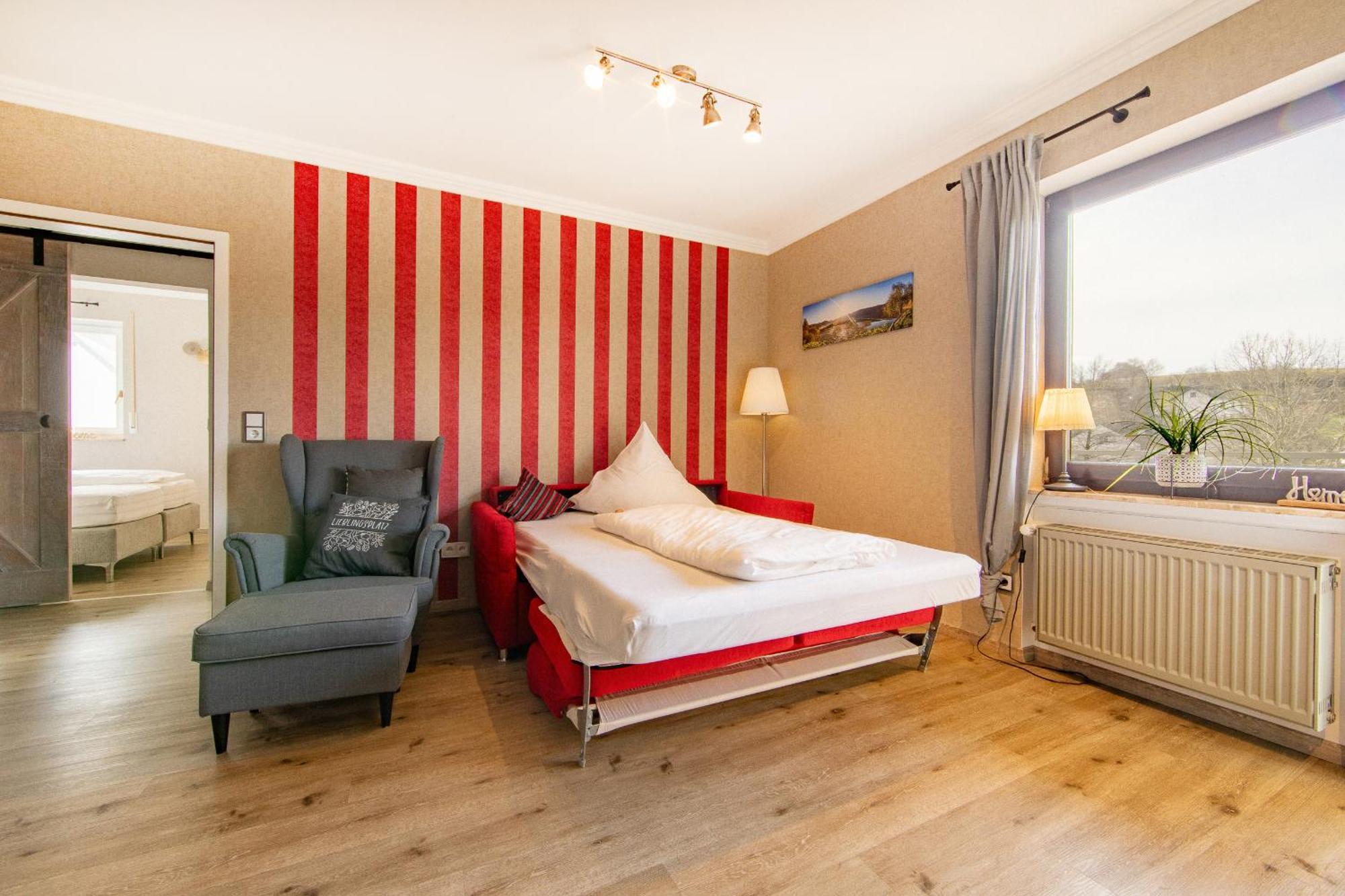 Landgasthaus Zum Kreuzberg Schonbach  Ngoại thất bức ảnh