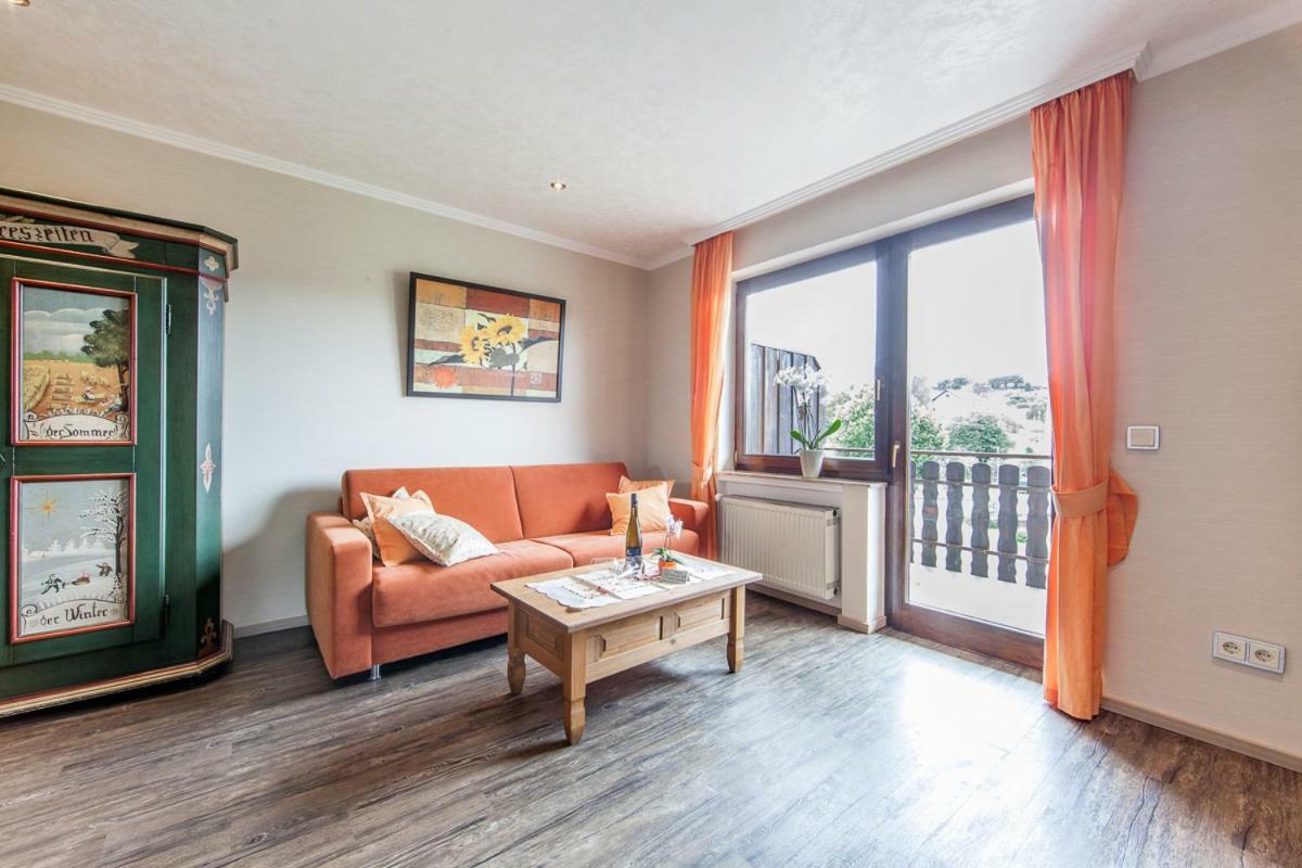 Landgasthaus Zum Kreuzberg Schonbach  Ngoại thất bức ảnh