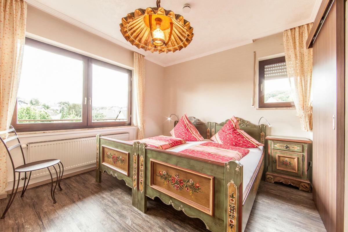 Landgasthaus Zum Kreuzberg Schonbach  Ngoại thất bức ảnh